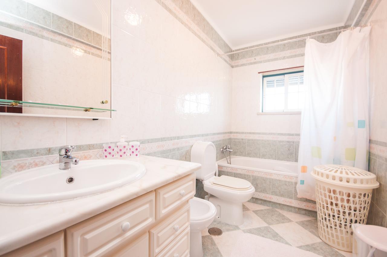 Rivers Nation Surf Camp Bed & Breakfast อาโตเกีย ดา บาเลยา ภายนอก รูปภาพ