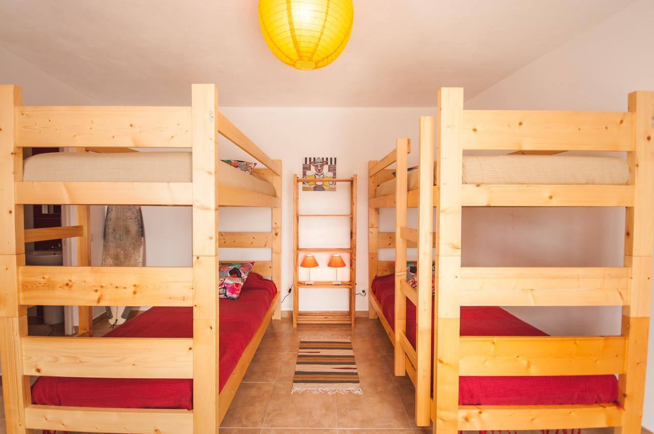 Rivers Nation Surf Camp Bed & Breakfast อาโตเกีย ดา บาเลยา ภายนอก รูปภาพ