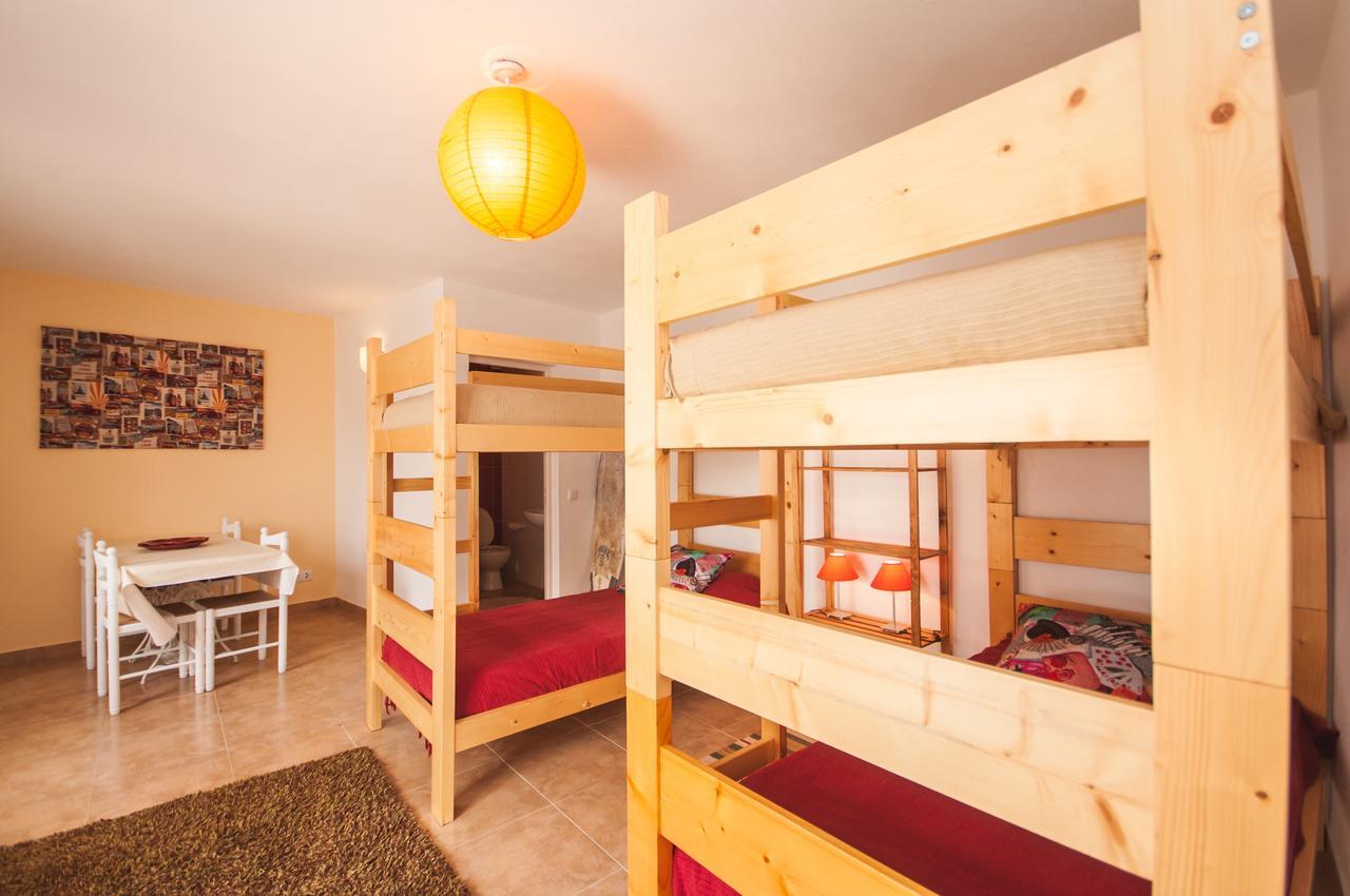 Rivers Nation Surf Camp Bed & Breakfast อาโตเกีย ดา บาเลยา ภายนอก รูปภาพ